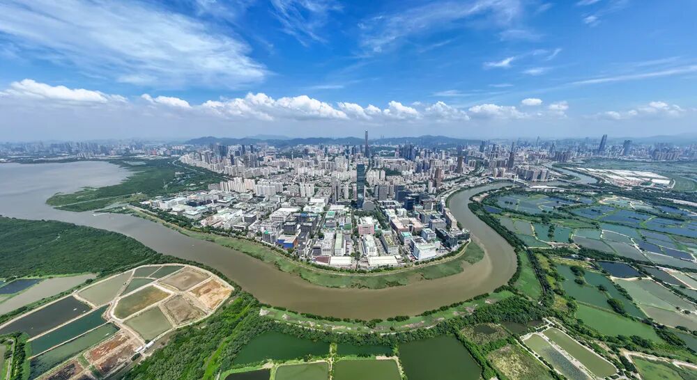 这是2024年9月19日拍摄的河套深港科技创新合作区及深圳河两岸风光(无人机照片)。新华社记者 毛思倩 摄 这是2024年9月19日拍摄的河套深港科技创新合作区及深圳河两岸风光(无人机照片)。新华社记者 毛思倩 摄