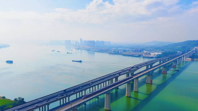 佛山特大桥跨西江主桥。通讯员供图