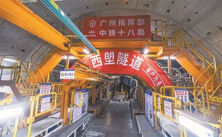 建设者.jpg