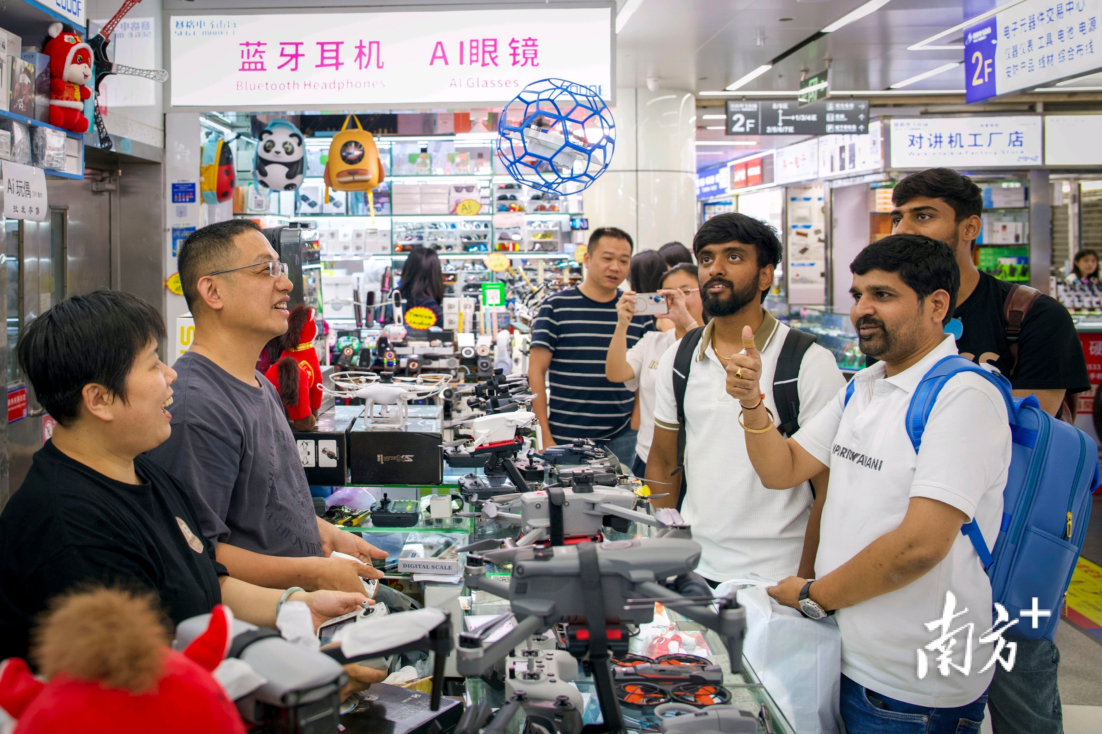 广东交出上半年消费成绩单！大湾区各地亮点纷呈