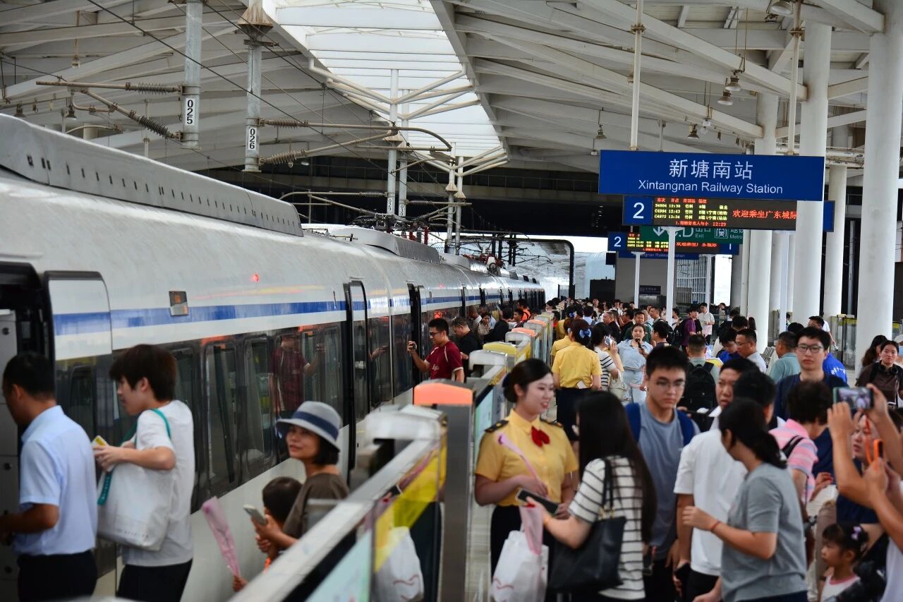 进击的轨道交通：大湾区“一小时产业圈”具象化了
