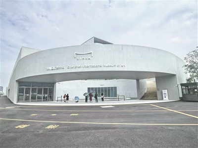 深圳展示经贸、科创、文化请柬