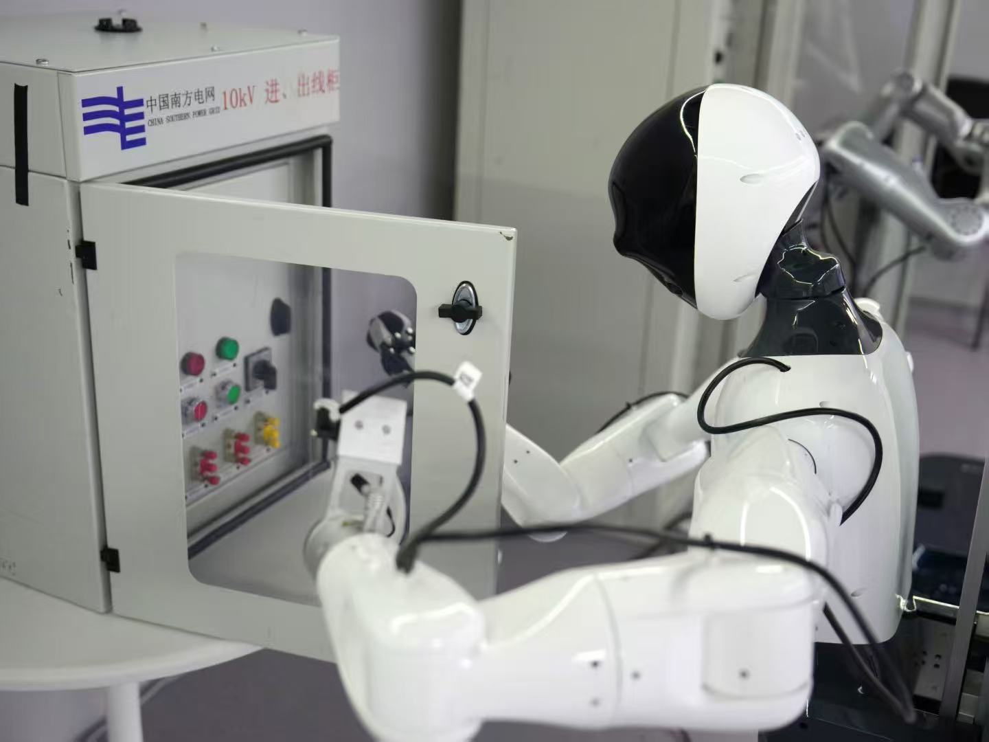 广州114款大模型“持证上岗”